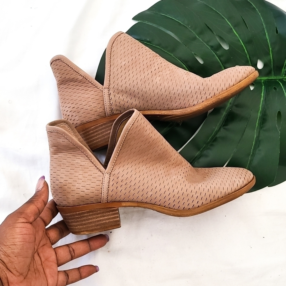 Lucky brand slip on booties - Picture 1 of 9